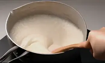 丸亀製麺 次の一手は、まさかのうどんで!?“ぷるもち”新食感のひんやりスイーツ「丸亀うどんプリン」はじめます　2026年7月7日（火）より全国の「丸亀製麺」で数量限定で販売 画像 8