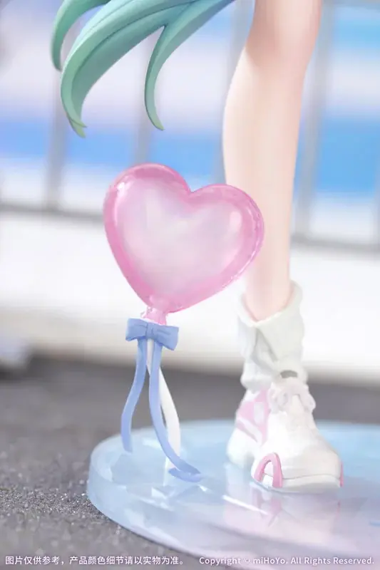 『崩壊：スターレイル』より、Gift+シリーズ新作「キュレネ 素敵な休日 Ver.」がスケールフィギュアになって登場。あみあみにて予約受付中。 画像 8