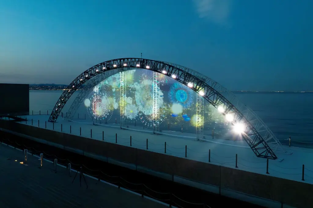兵庫県・淡路島 日本で唯一の常設海上アートステージ『PASONA HARBOR STAGE』 7月17日開設 画像 1
