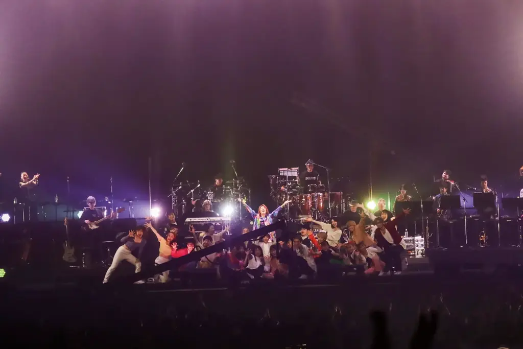 ＜角松敏生 45th Anniversary WOWOW Special＞角松敏生のデビュー45周年を記念して行われた横浜アリーナ公演の模様を3部に分けて8月からWOWOWで独占放送・配信！ 画像 5