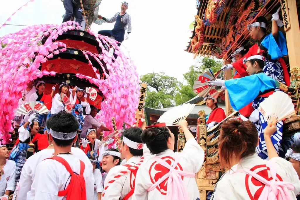 武甲温泉、7/11開始｜川瀬祭り限定ソフトと子ども特典