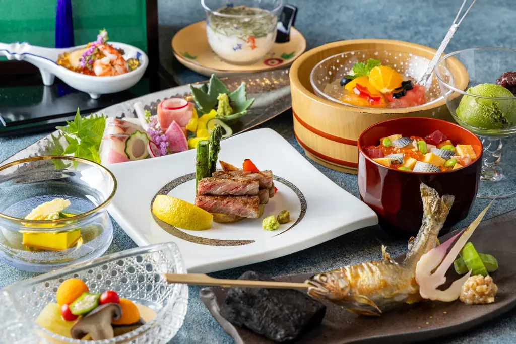 【新横浜プリンスホテル】金魚すくい、虫篭、花火など夏まつりの情景を表現「夏まつり会席」を販売 画像 2