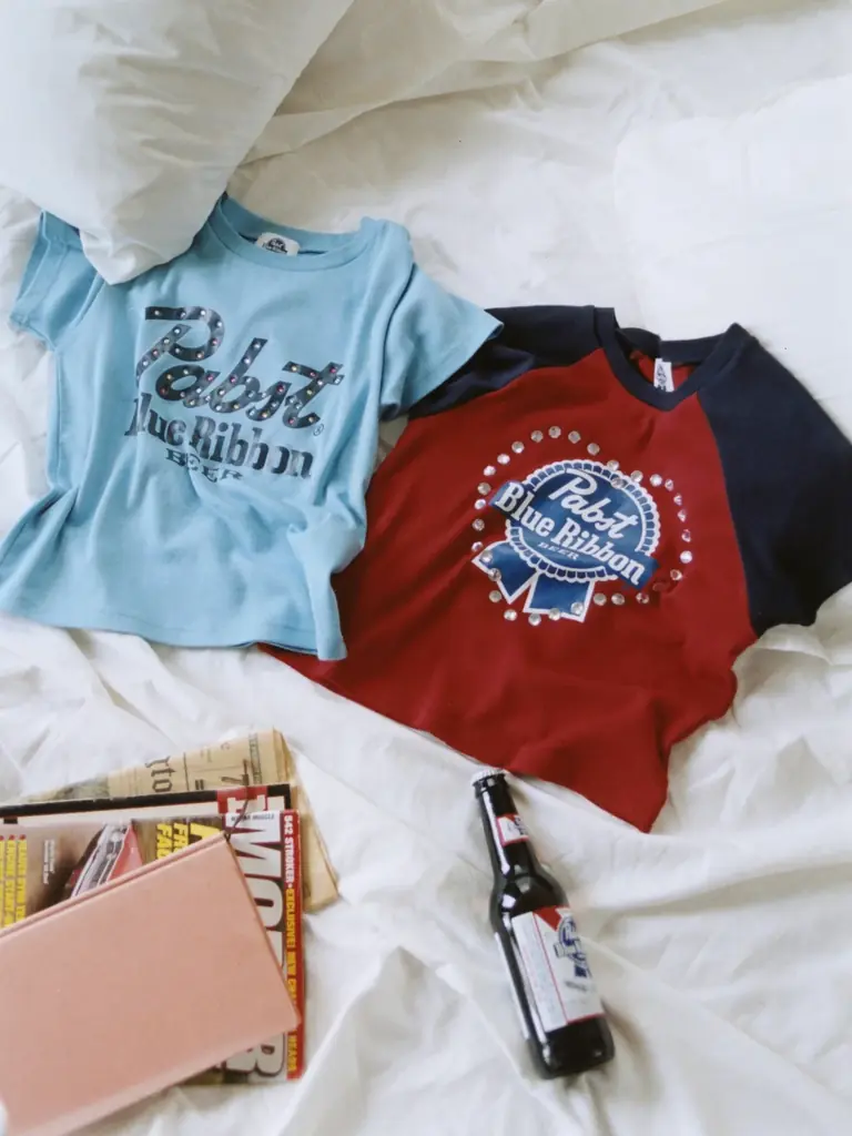 MOUSSY（マウジー）Pabst Blue Ribbon（パブスト ブルーリボン）とのコラボレーションを7月17日(金)より発売 画像 5
