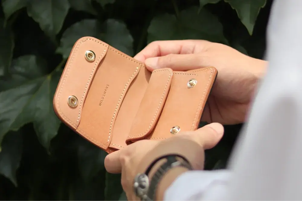 【WILDSWANS×COLLECTORS】ホースバットストリップを使用したCOLLECTORS別注『TONGUE』『CASA』を全国の店舗にて数量限定発売 画像 10