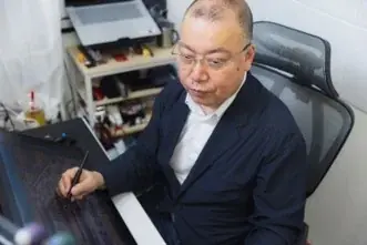 えんきん×TVアニメ『薬屋のひとりごと』コラボ決定！制作チームの「もっと」を目から支える応援アクションを始動 画像 4