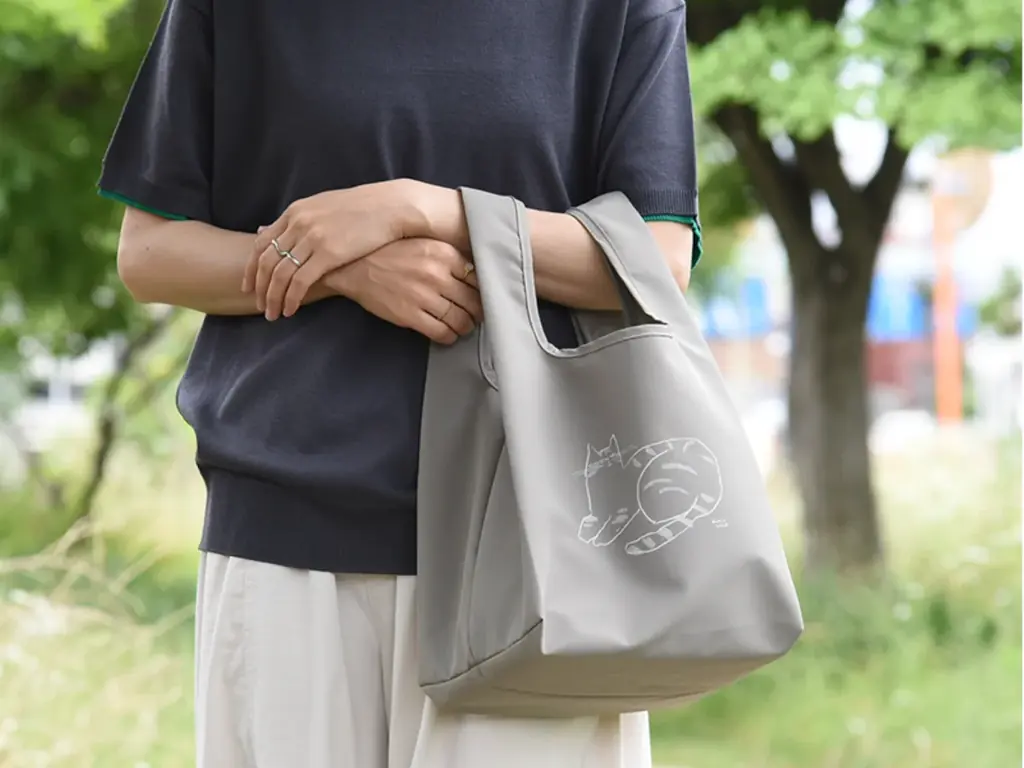 【アンジェ web shop 26周年】イラストレーターfukucocoさんとコラボの限定アイテム新発売！あの大ヒット商品『コンビニバッグ』も 画像 5