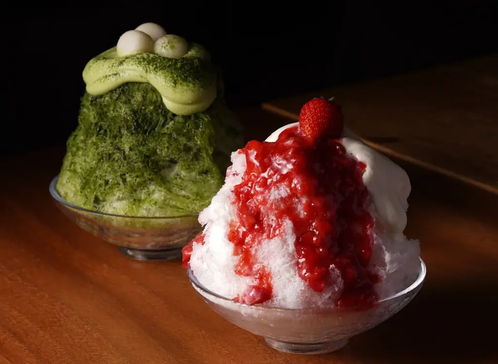 【THE AOYAMA GRAND HOTEL】ホテル内の名店「くろぎ」監修のとんかつ専門店が特製かき氷を提供開始、夏季限定で『とんかつと “氷” じゅんちゃん』に 画像 1