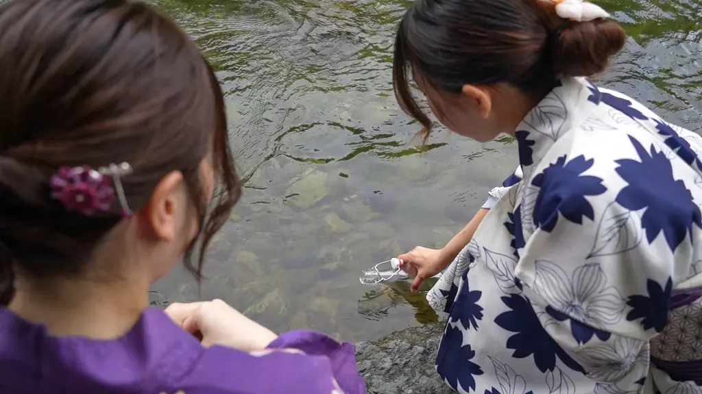 赤福が手がける五十鈴茶屋、伊勢志摩に伝わる夏の郷土菓子「土用さわ餅」を7月15日（水）から期間限定販売 画像 4