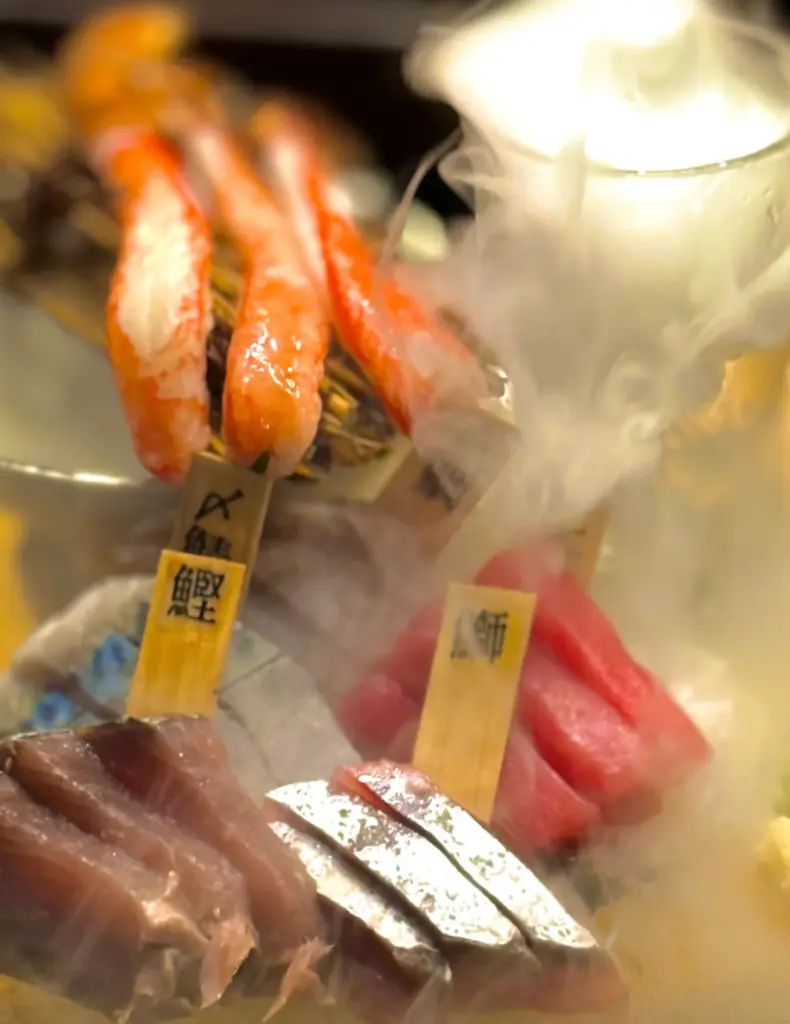ズワイガニ275円【圧倒的コスパ】赤字覚悟で高級鮮魚入りのお造り盛合せをご提供「7/7(火)-7/27(月)の期間限定」-47都道府県の日本酒がすべて勢揃い-夢酒＆富士喜商店の全店舗で実施 画像 2