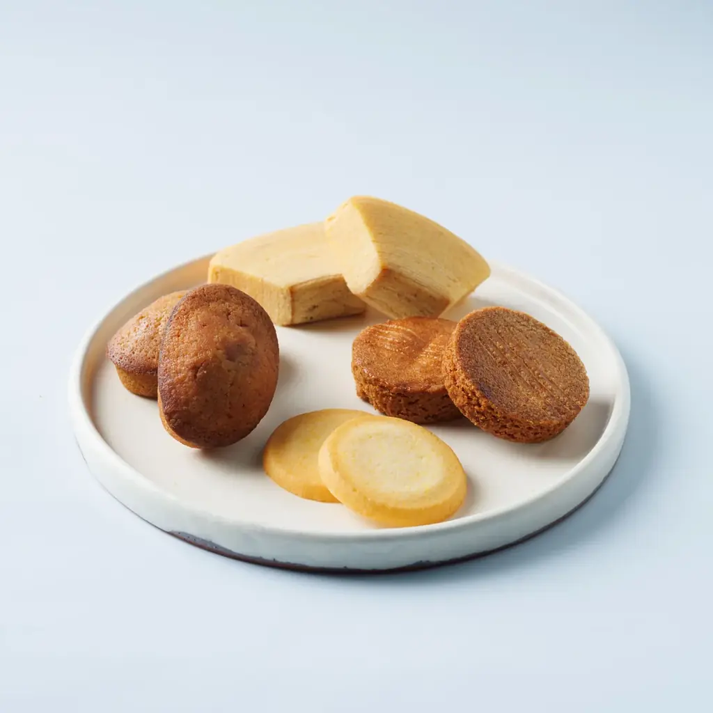 【チーズガーデン】帰省土産や手土産におすすめの人気焼菓子詰め合わせ『夏の焼菓子4種セット』を7月22日（水）より数量限定発売、夏限定3フレーバーの『チーズクッキーアソート』は7月15日（水）より登場 画像 2