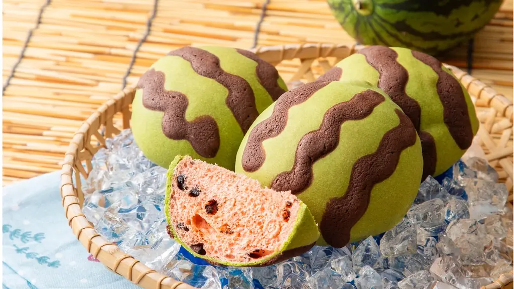 すいかパン発売