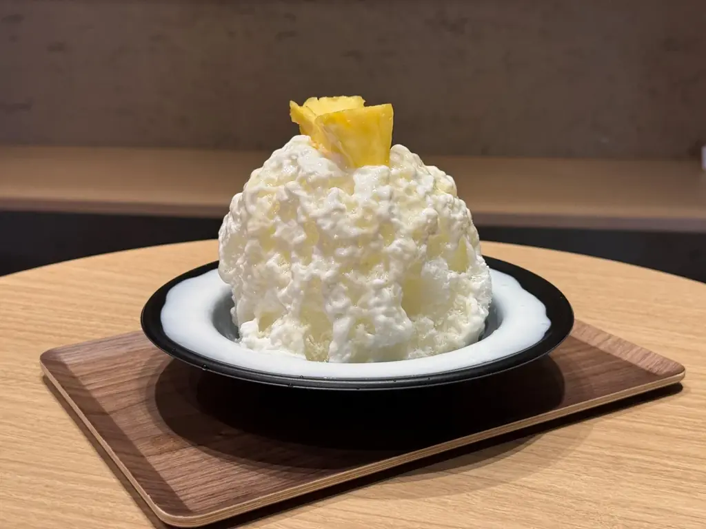 人気かき氷店「ひみつ堂」と小岩井乳業が初のコラボ。「小岩井 生乳（なまにゅう）１００％ヨーグルト」を使用した限定かき氷２品を７月１日（水）より期間限定販売 画像 2