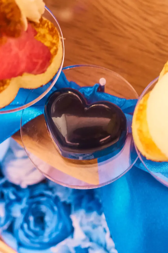 【7・8月限定】Puellaに「Celestial Blue Ribbon Afternoon Tea」が登場。星座と青いリボンが彩る、幻想的な夏のアフタヌーンティー 画像 11