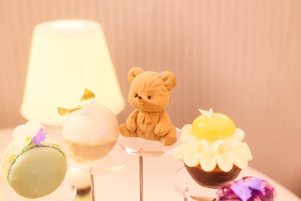 【7・8月限定】Puellaに「Celestial Blue Ribbon Afternoon Tea」が登場。星座と青いリボンが彩る、幻想的な夏のアフタヌーンティー 画像 4