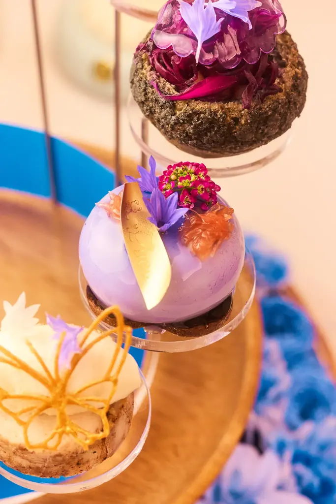 【7・8月限定】Puellaに「Celestial Blue Ribbon Afternoon Tea」が登場。星座と青いリボンが彩る、幻想的な夏のアフタヌーンティー 画像 9
