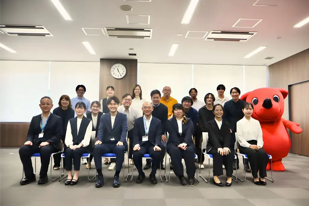 現役介護職とボードゲームで介護を学ぶ。千葉県「介護の未来案内人」が令和8年度の訪問授業を募集開始 画像 2