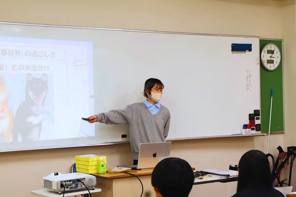 現役介護職とボードゲームで介護を学ぶ。千葉県「介護の未来案内人」が令和8年度の訪問授業を募集開始 画像 3