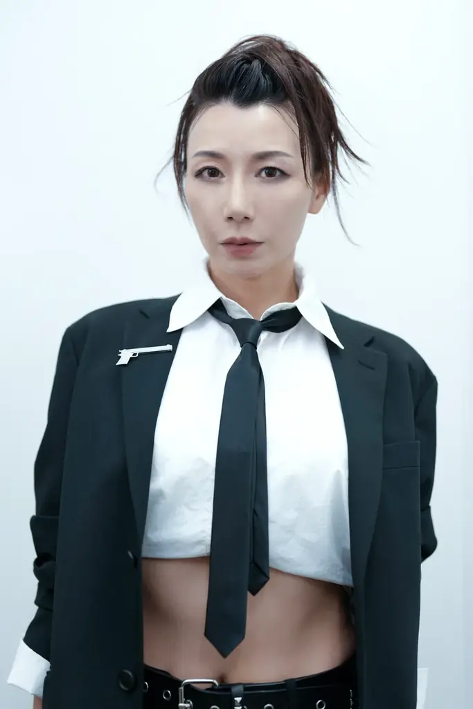 元宝塚男役、現役女子プロレスラー、現役セクシー女優ら異色のキャストが黒スーツ姿の強盗団に　没入型密室ノワールコメディ『BAD END』8月上演決定 画像 4