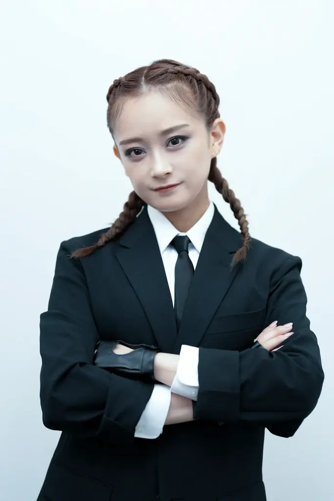 元宝塚男役、現役女子プロレスラー、現役セクシー女優ら異色のキャストが黒スーツ姿の強盗団に　没入型密室ノワールコメディ『BAD END』8月上演決定 画像 7