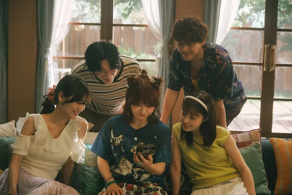 勝地涼・山下美月・加納愛子・桜田通がABEMAオリジナルドラマ『バカンスの法則』に出演決定！緑（橋本環奈）と西上（チェ・ジョンヒョプ）を取り巻く、個性的で愛すべき“バカンスメンバー”の顔ぶれが明らかに 画像 6