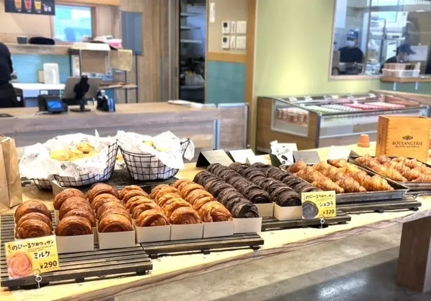 R Baker郡山店オープン