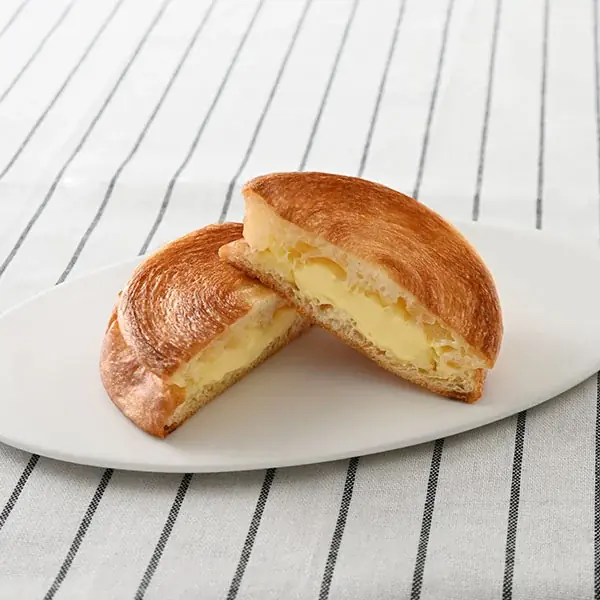 累計販売数2,000万食を突破！ファミマの『超も～っちりパン』シリーズに“サクサク”の常識を覆すクロワッサンなど、いつものパンとひと味違う驚きの“超も～っちり”食感の2商品が7月14日から発売！ 画像 2