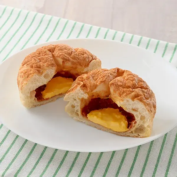累計販売数2,000万食を突破！ファミマの『超も～っちりパン』シリーズに“サクサク”の常識を覆すクロワッサンなど、いつものパンとひと味違う驚きの“超も～っちり”食感の2商品が7月14日から発売！ 画像 6