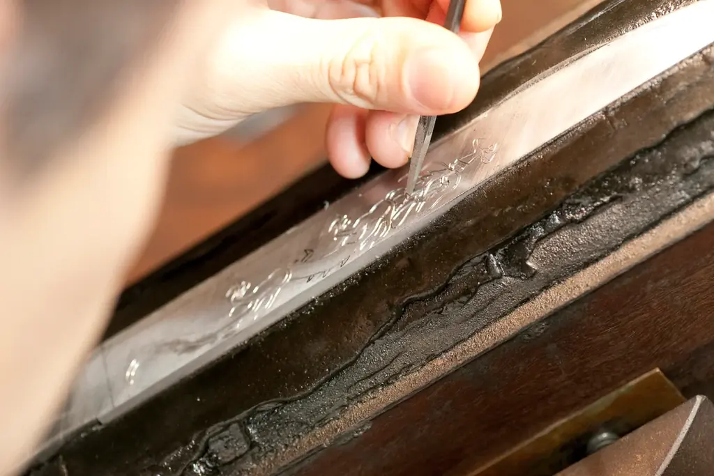 ラグジュアリーカード、「日本刀の聖地」で800年の歴史を誇る古式鍛錬体験を会員限定で解禁。岡山・瀬戸内市の「ここにしかない体験」10種を提供開始。 画像 5