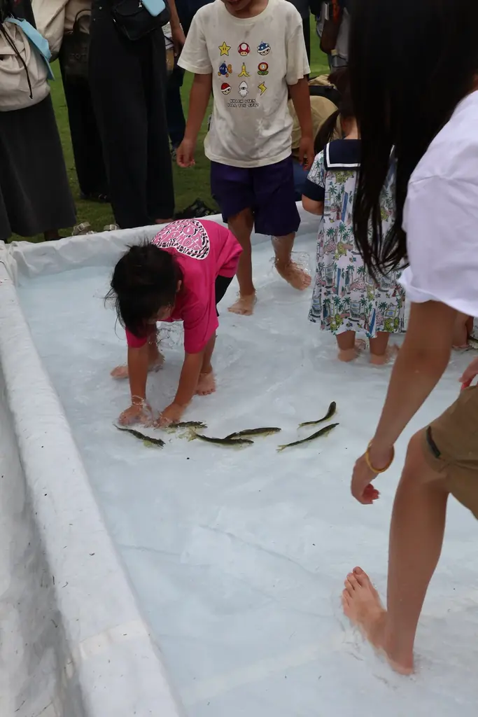 風鈴とひまわりが彩る夏の植物園！ 画像 7