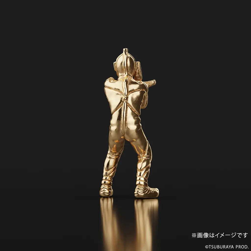 「ウルトラマン」18金ミニフィギュア。約1cmにスペシウム光線ポーズを精巧に再現 画像 5