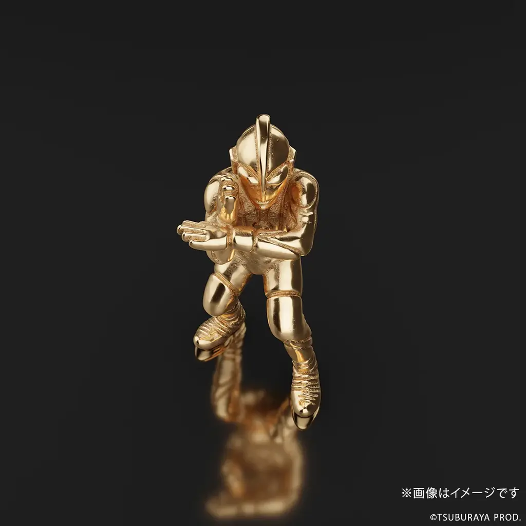 「ウルトラマン」18金ミニフィギュア。約1cmにスペシウム光線ポーズを精巧に再現 画像 8