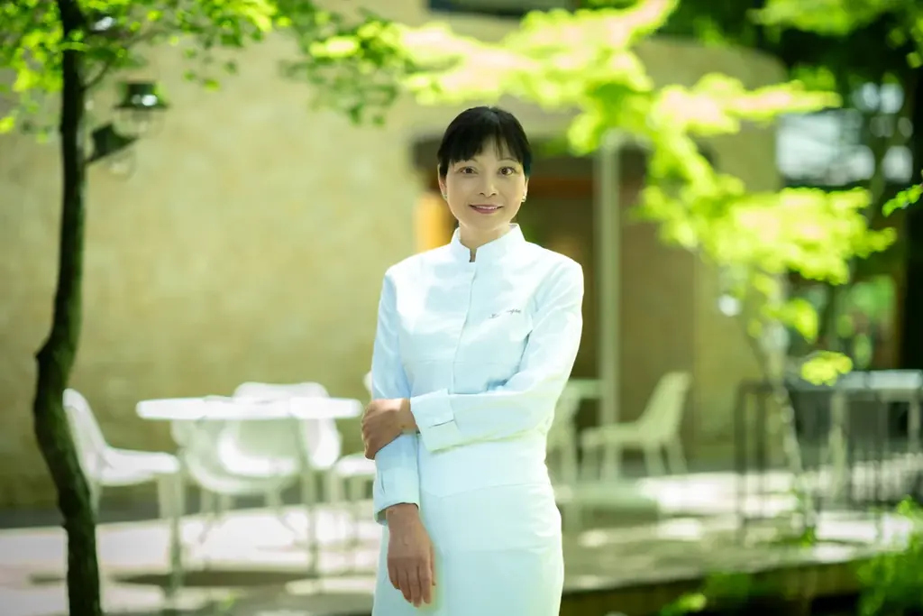 東京ばな奈発、軽井沢の森のレストランに夜のアフタヌーンティーが登場！幻想的な夜景やお酒とともに。 画像 14