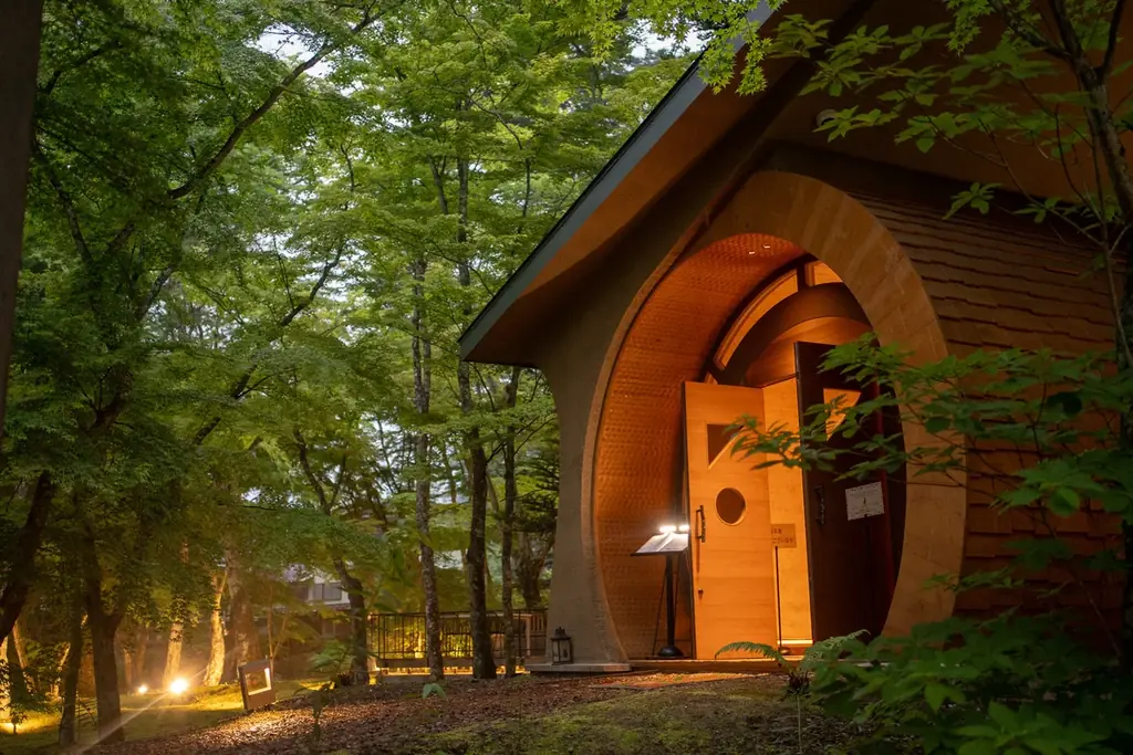 東京ばな奈発、軽井沢の森のレストランに夜のアフタヌーンティーが登場！幻想的な夜景やお酒とともに。 画像 15