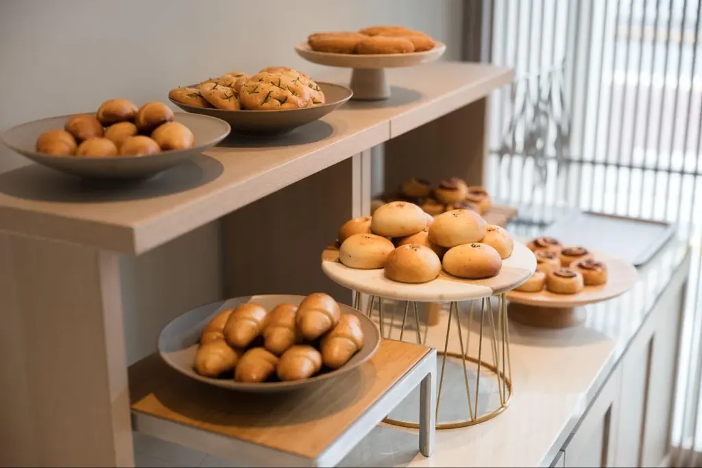 【グランドオープン】グルテンフリーパンと無添加惣菜の専門店『be my flora bakery』が2026年7月15日、東京・広尾に待望のオープン！ 画像 2