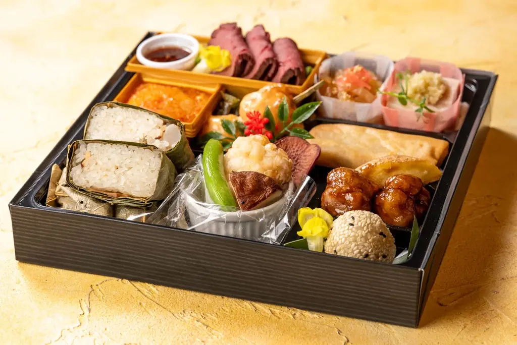 お盆や帰省、夏の集まりに。本格中国料理を一折で楽しむクラブチャイナ「8月限定スペシャルボックス」2種を販売 画像 2