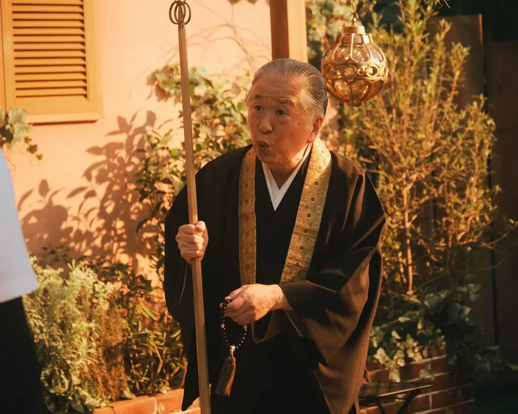 松坂慶子、マキタスポーツ、前野えま、村松利史ら実力派キャストがABEMAオリジナルドラマ『バカンスの法則』に出演決定！松坂慶子は緑（橋本環奈）と紺太（勝地涼）の“おしゃれで優しい”亡き祖母役に 画像 5