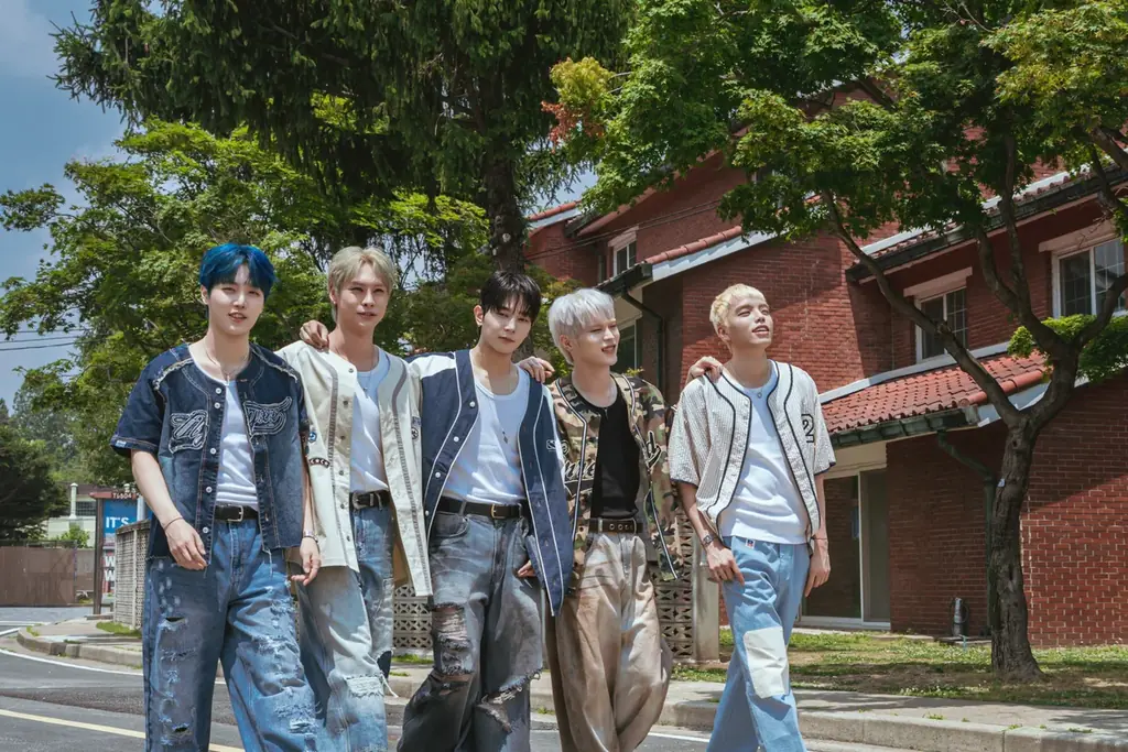 速報！オリコン2位獲得で注目の韓国ボーイズグループCMDM、新曲『Skyline』の発表決定！7月18日スタートの来日シーズン中に初披露！？ 画像 1
