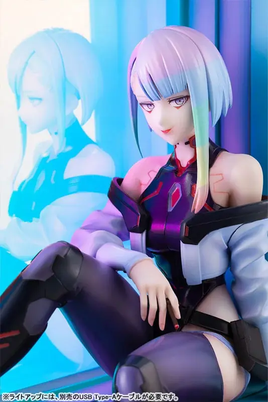 アニメ『サイバーパンク：エッジランナーズ』より、「ルーシー」のフィギュアがライトアップ仕様のジオラマとともに登場。あみあみにて予約受付中。 画像 16