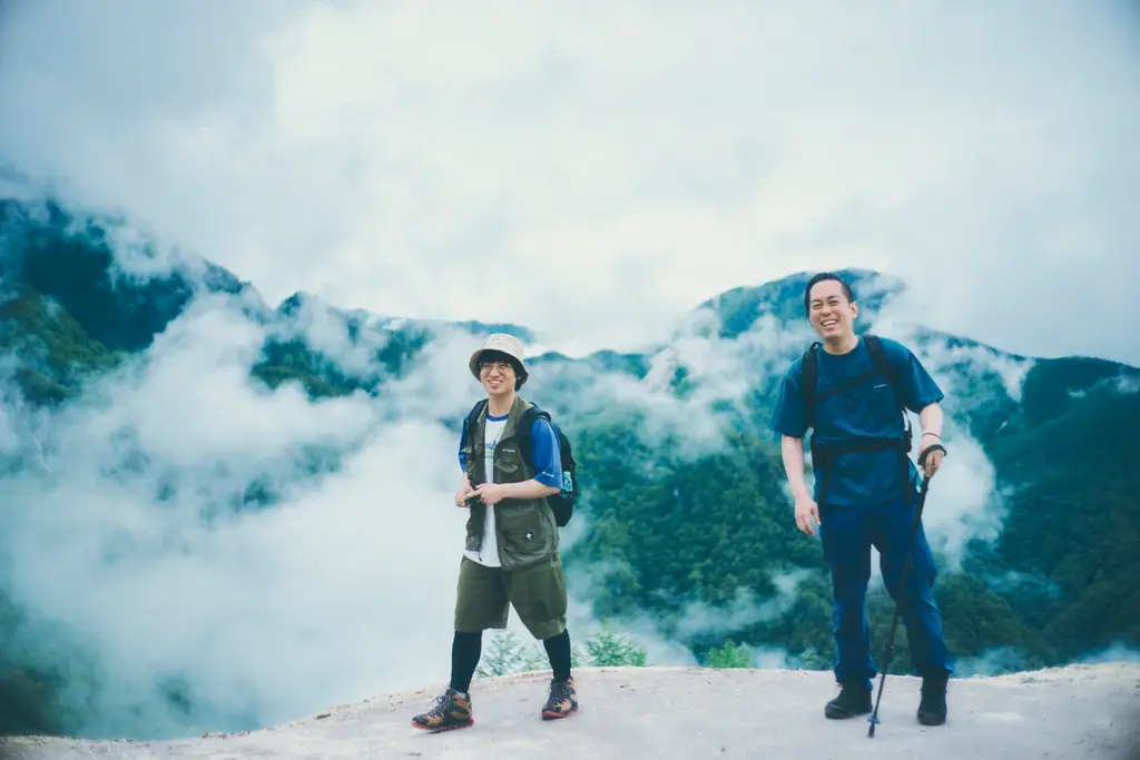 『GURU GURU!』×「サントリー天然水」がコラボ！ 4組のナビゲーターが4つの“水の山”を取材した特別コーナーを7/20から2週にわたってオンエア、7/30から麻布台ヒルズで写真展も開催 画像 5