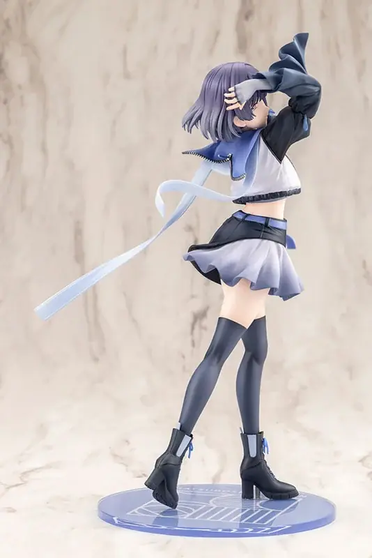 『学園アイドルマスター』より、「秦谷美鈴」がゲーム内イラストをモチーフにフィギュア化。あみあみにて予約受付中。 画像 14