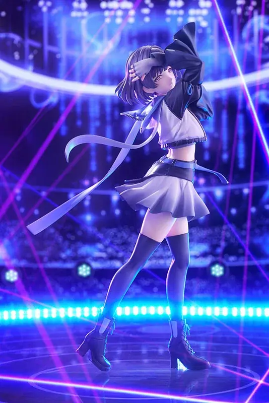 『学園アイドルマスター』より、「秦谷美鈴」がゲーム内イラストをモチーフにフィギュア化。あみあみにて予約受付中。 画像 3