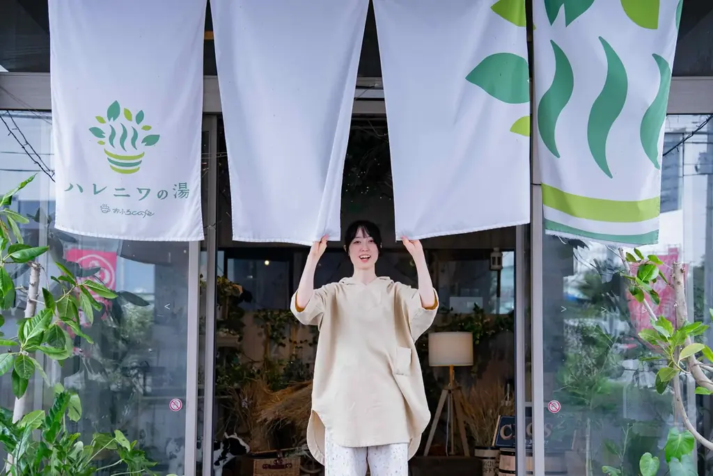 おふろcafeハレニワ、浴衣来館でタオル＆アイス贈呈