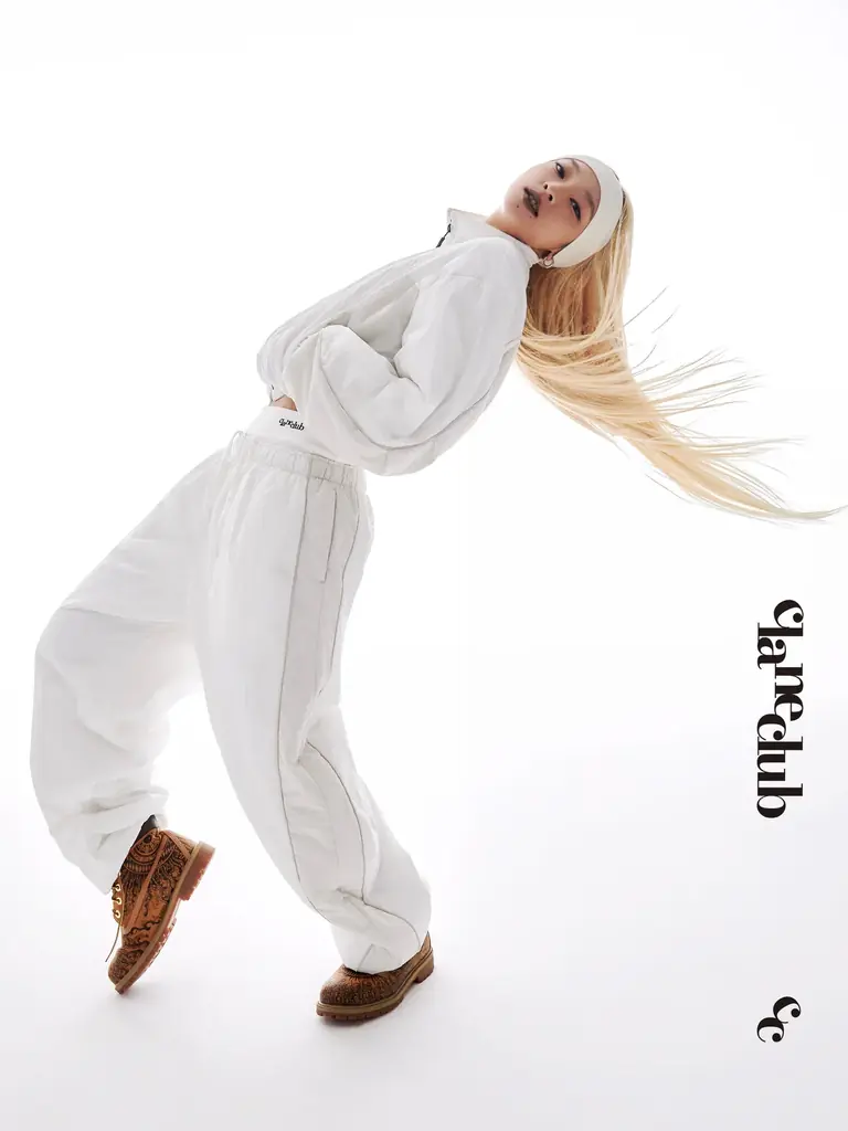 claneclubのローンチを記念し、ダンサー・KYOKAとのコラボレーションアイテムを発売。 画像 2
