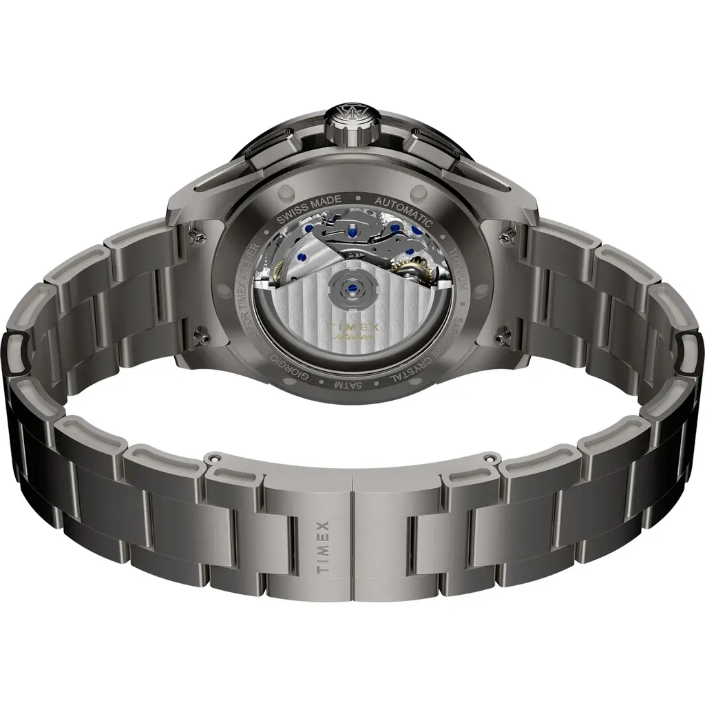 TIMEX史上最高峰のデザイン哲学を体現する「TIMEX ATELIER（タイメックス アトリエ）」から、初のクロノグラフが登場。チタンケースとスイス製ムーブメントを搭載した、ブランドの本気時計。 画像 12