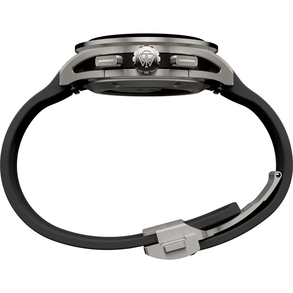 TIMEX史上最高峰のデザイン哲学を体現する「TIMEX ATELIER（タイメックス アトリエ）」から、初のクロノグラフが登場。チタンケースとスイス製ムーブメントを搭載した、ブランドの本気時計。 画像 17