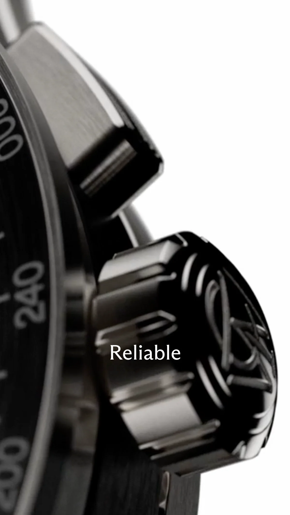 TIMEX史上最高峰のデザイン哲学を体現する「TIMEX ATELIER（タイメックス アトリエ）」から、初のクロノグラフが登場。チタンケースとスイス製ムーブメントを搭載した、ブランドの本気時計。 画像 3