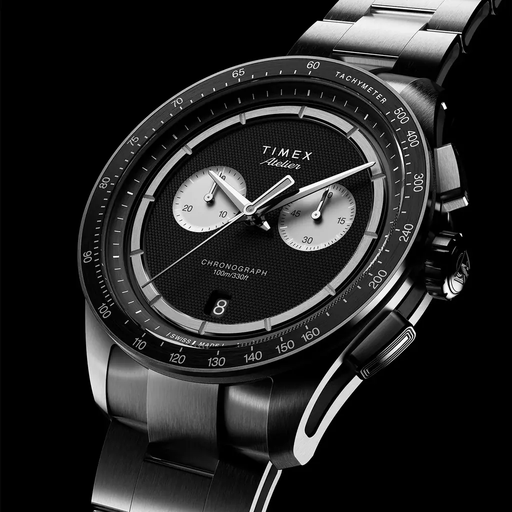 TIMEX史上最高峰のデザイン哲学を体現する「TIMEX ATELIER（タイメックス アトリエ）」から、初のクロノグラフが登場。チタンケースとスイス製ムーブメントを搭載した、ブランドの本気時計。 画像 9