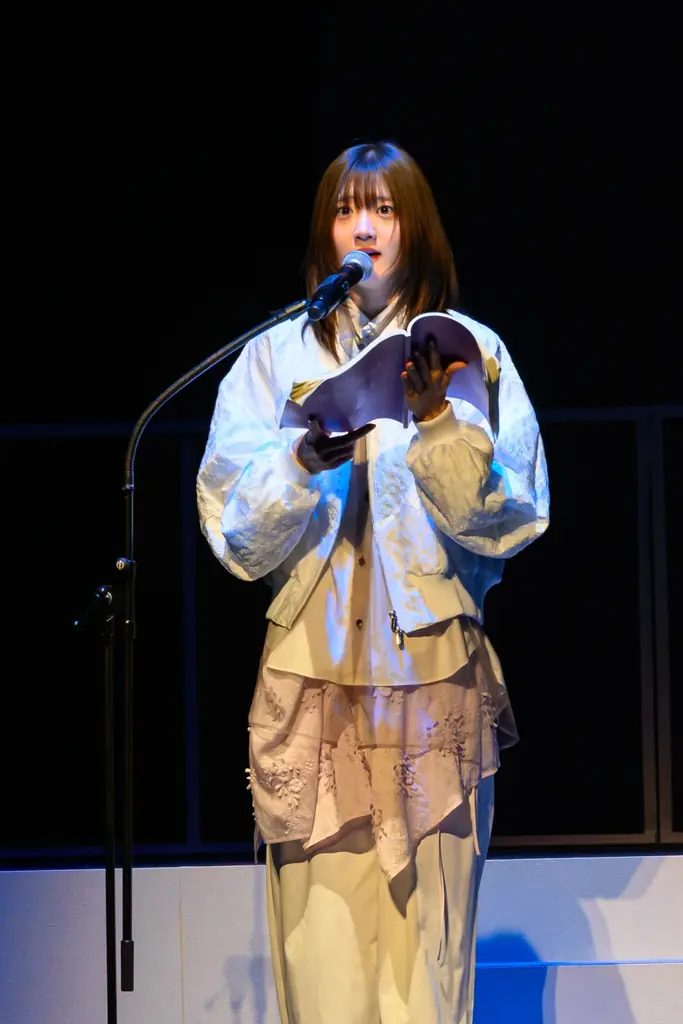 映像演出×生演奏×朗読が織りなす新たなエンターテインメントREADING WORLD×VISIONARY READING朗読劇『紫苑のもみじ』本日開幕！公開ゲネプロ・囲み取材レポート到着 画像 3