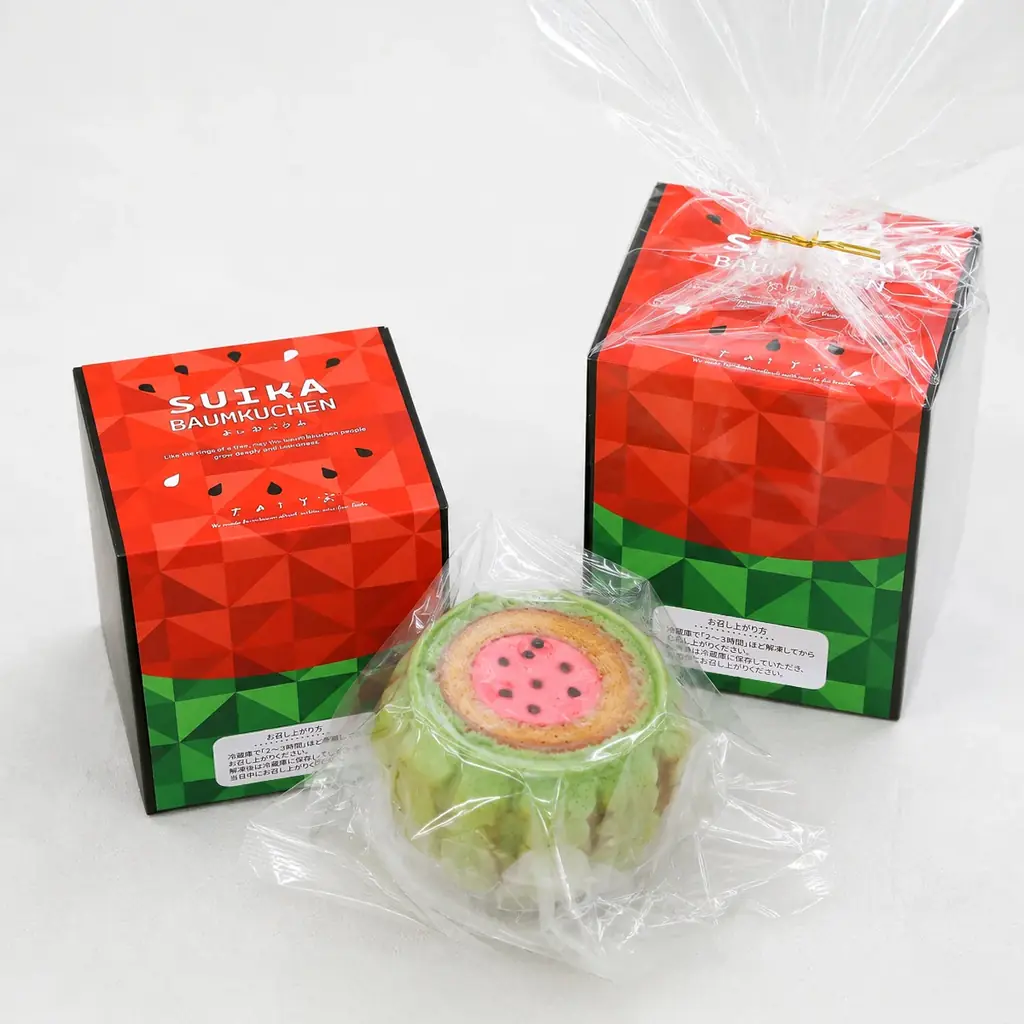 【7月27日「スイカの日」に生まれ変わる】本物そっくり「すいかバウム」がリニューアル！生クリーム増量で、“お値段変わらず”もっと贅沢な味わいへ。 画像 24