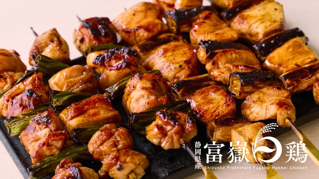 じゅわっと肉汁溢れる外食クオリティのたれ焼鳥をおうちで楽しめる「YAKITORI STAND IPPON」が7月30日オープン！　贅沢な「富嶽白鶏」を職人が手焼きする、立ち飲み焼鳥の新業態 画像 5
